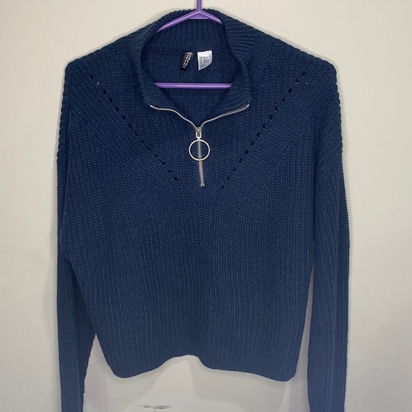 Sweater - Picture 2 of 3